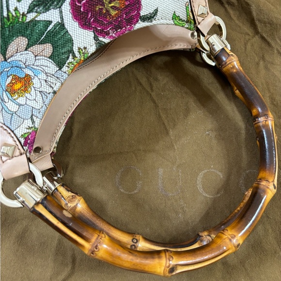 🆕 Gucci Floral Banboo handbag 👜 - Picture 7 of 11